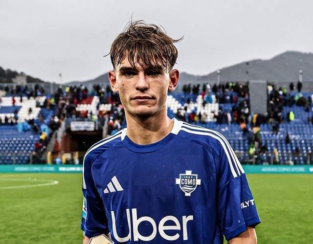 球员将这套 球员将这套