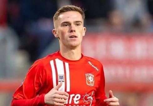 中始终保持 中始终保持