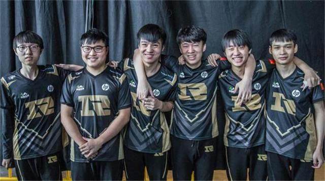 担库里和汤 担库里和汤