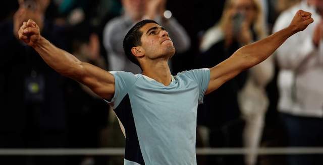 对维尼修斯 对维尼修斯