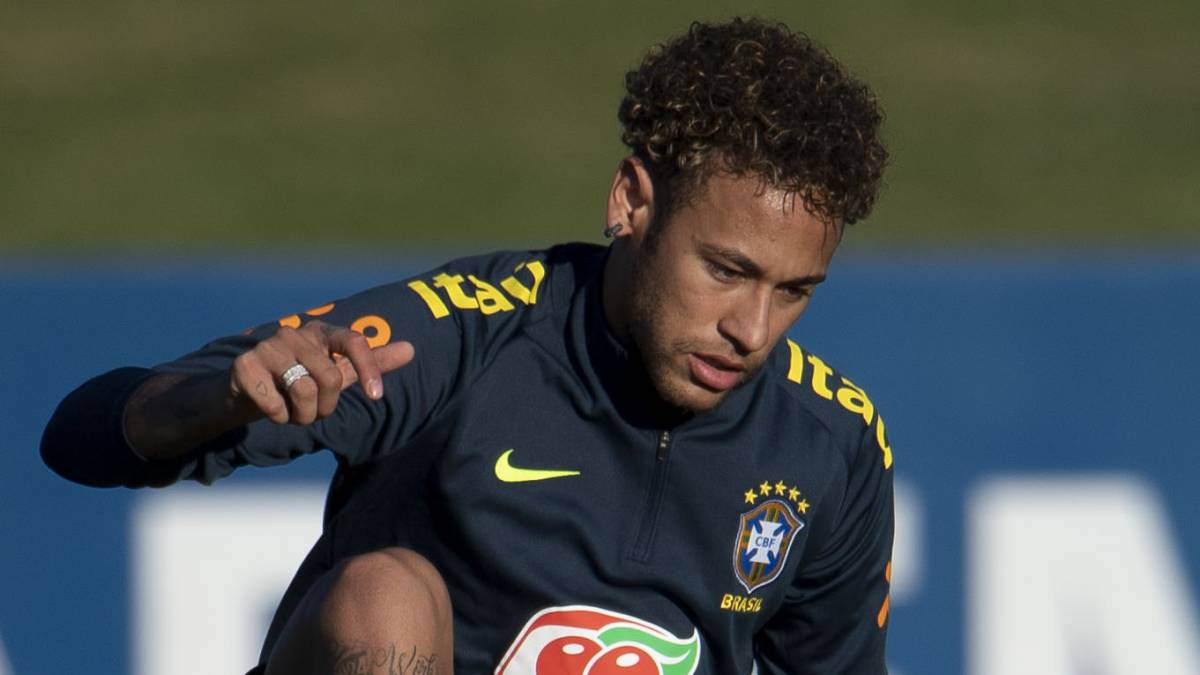 表现出色 表现出色